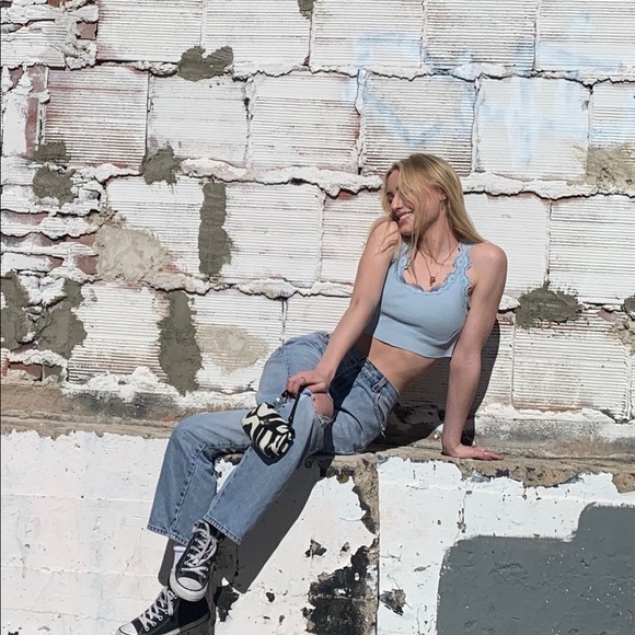 Meet your Posher, Isabella - Picture 1 of 6